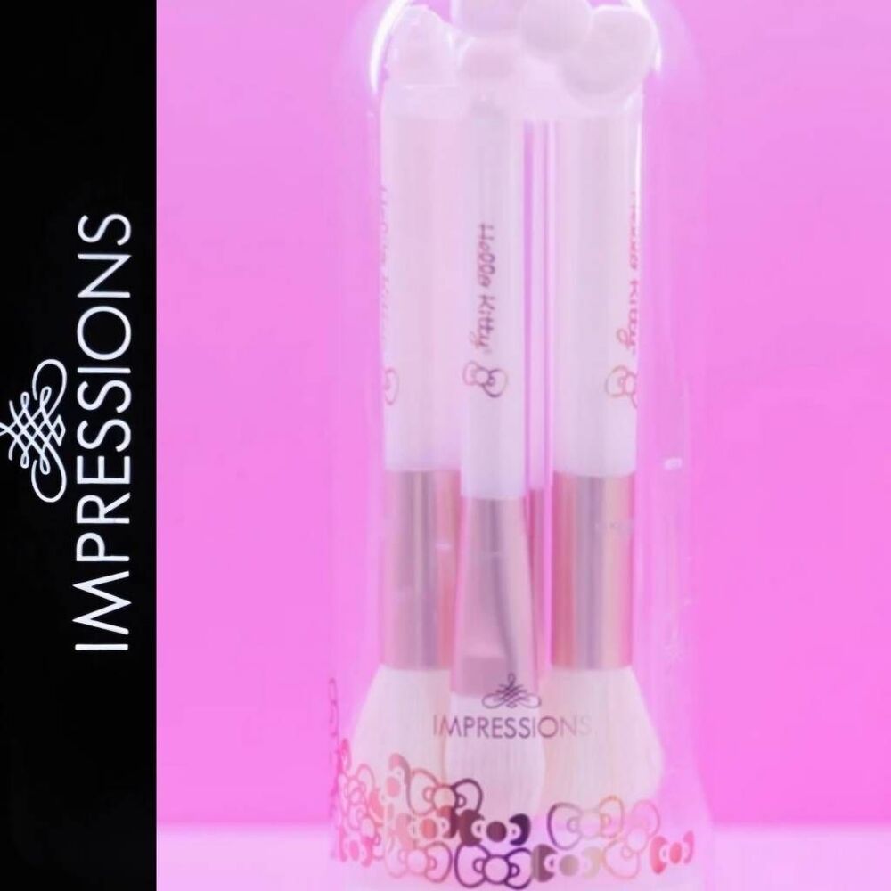 Impressions X Hello Kitty Kawaii Icon Bell Jar Gift Set